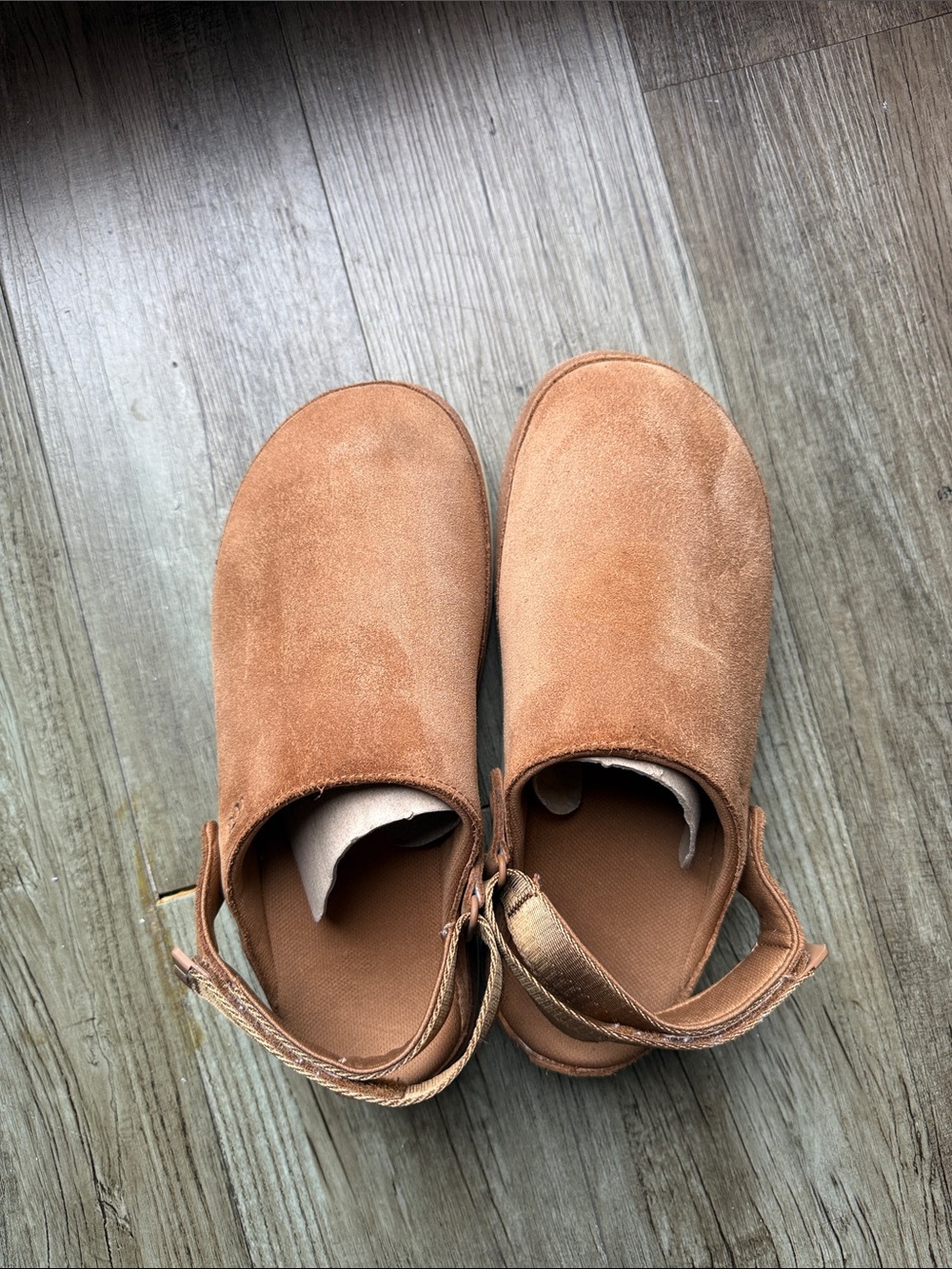 UGG Suede Slip-On clogs in Tan